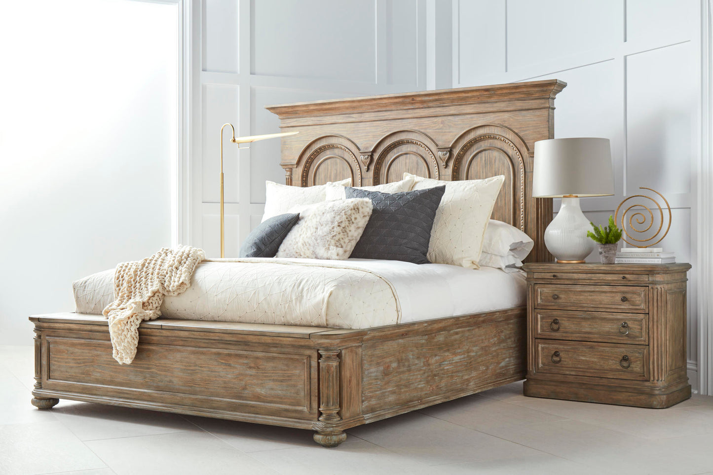 Architrave California King Panel Bed